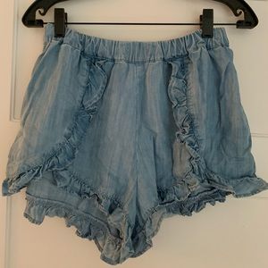 Flowy shorts
